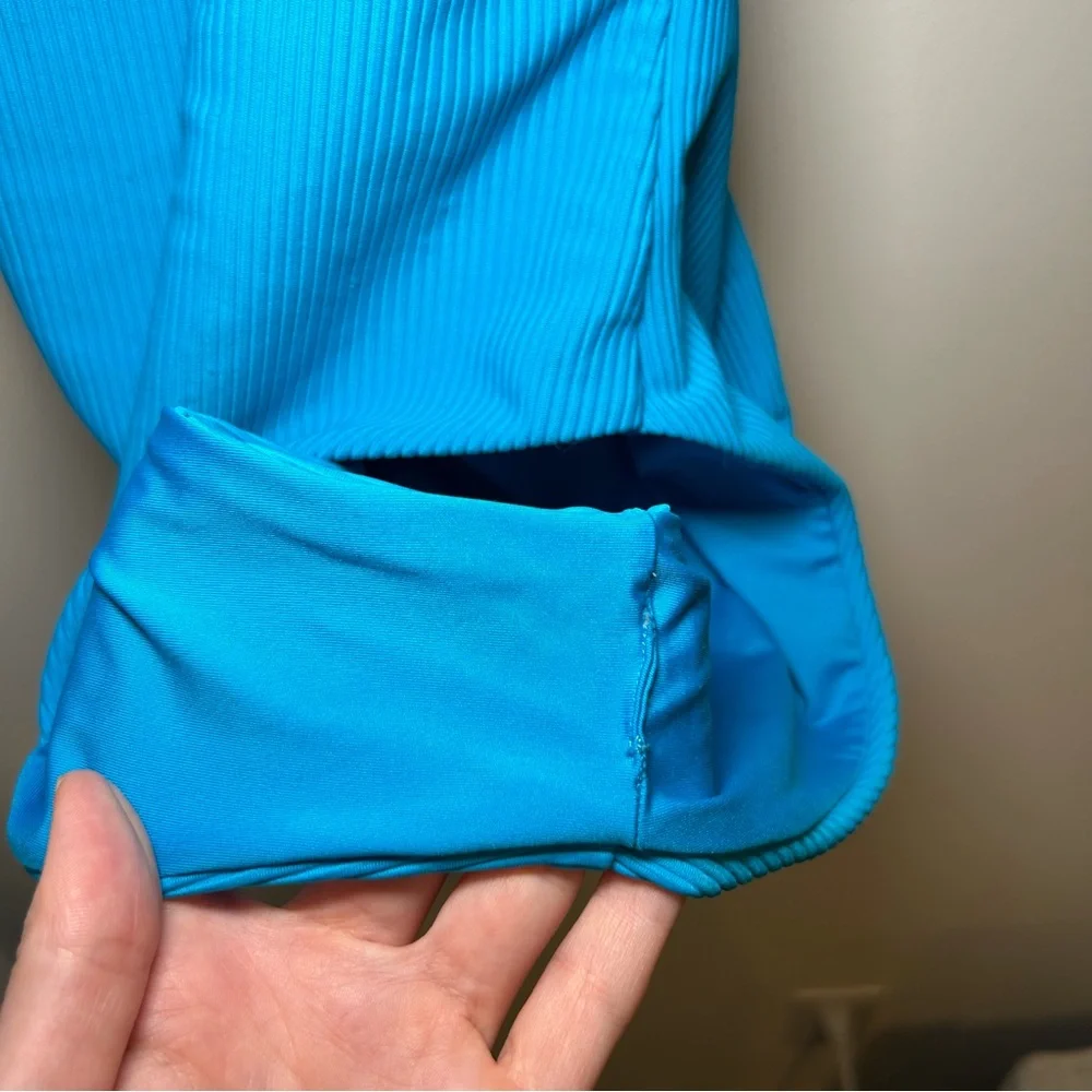 Frankie’s Bikinis Beau One Piece Swimsuit in Azure Size Small